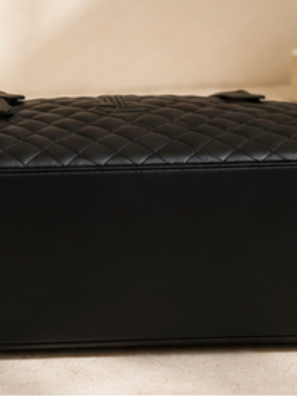 Saint Laurent Black Quilted Leather Tote with Gold Hardware - Picture 5 of 10